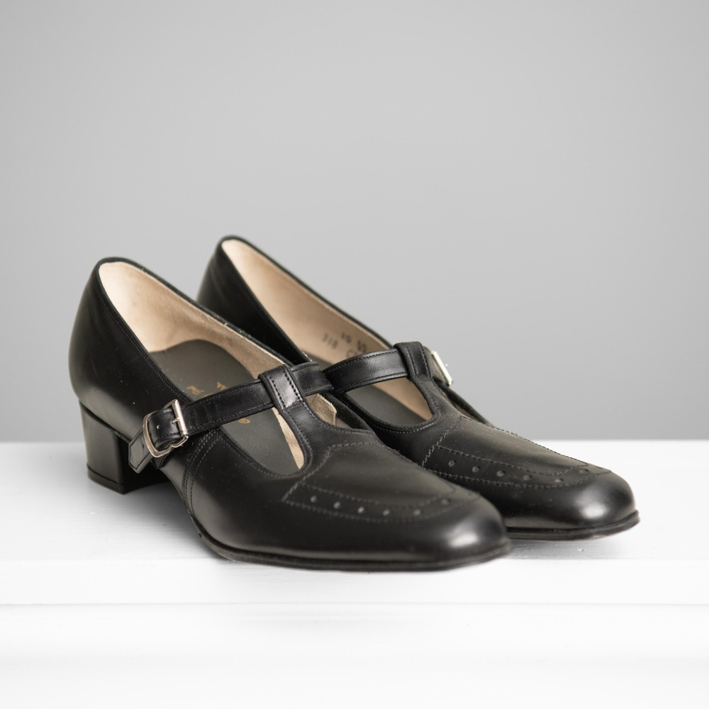 VTG 1960s FSP Musebeck Shoes Black Leather Mary Jane Block Heels MCM Minimalist